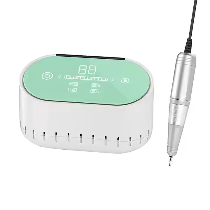 قلم عازل لطلاء الأظافر من جل سطح المكتب