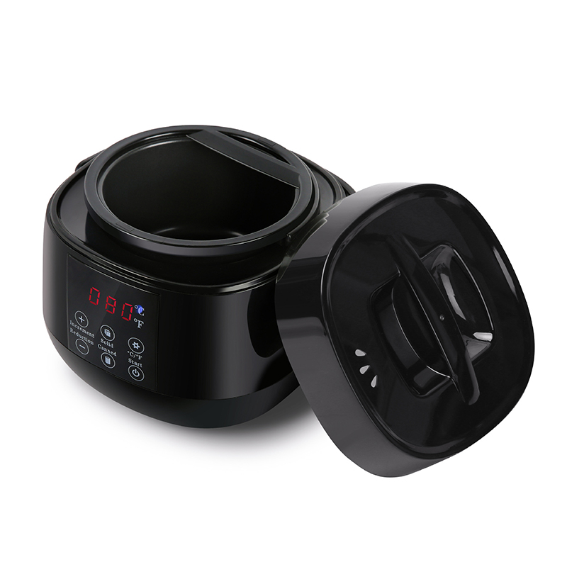 وعاء صغير لتذويب الشمع بمقبض أسود